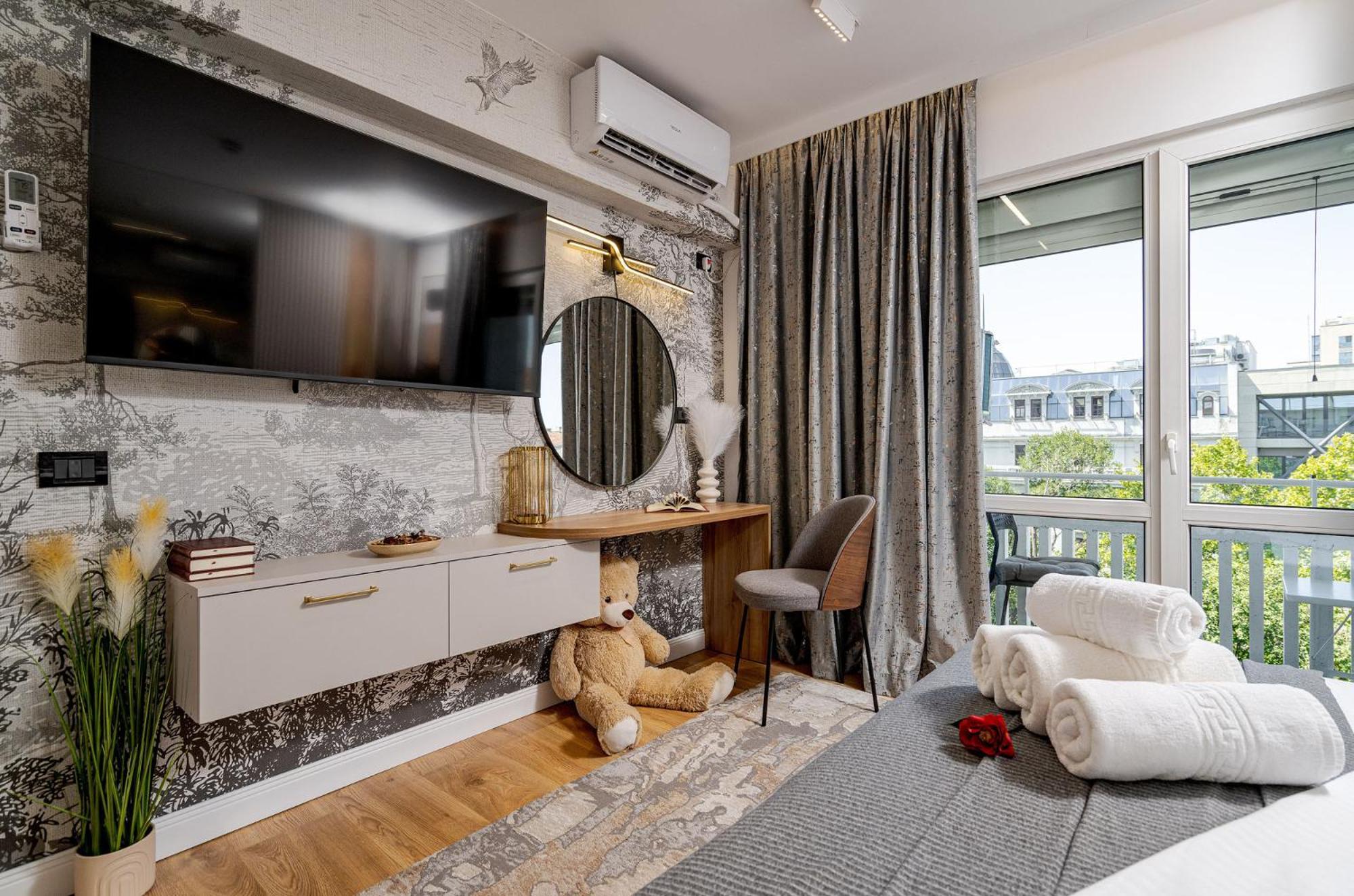 Romana Vibe Elegance In The Heart Of The City Bucharest Exterior photo
